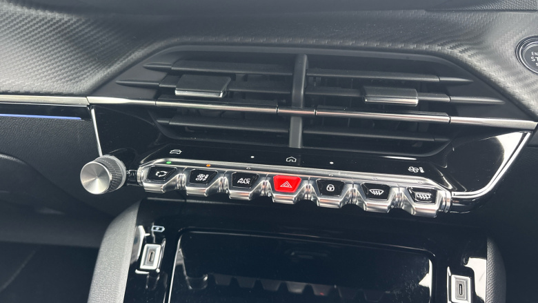 Peugeot 208 1.2 Hybrid 136 GT 5dr e-DSC6 Petrol Hatchback